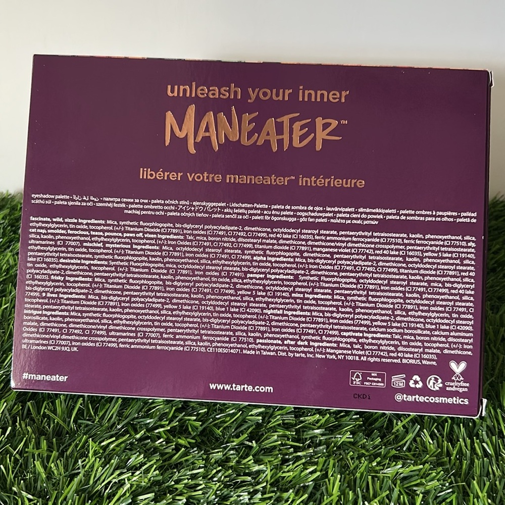 NIB Tarte Maneater Nightfall Eyeshadow Palette - Picture 5 of 14